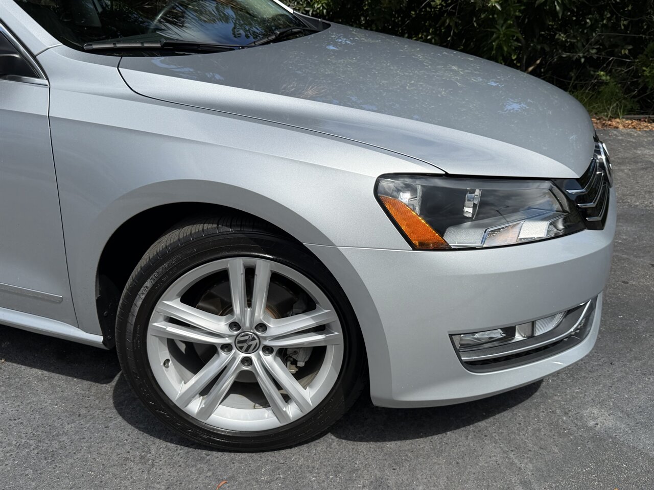 2015 Volkswagen Passat 1.8T SE   - Photo 2 - Ocoee, FL 34761