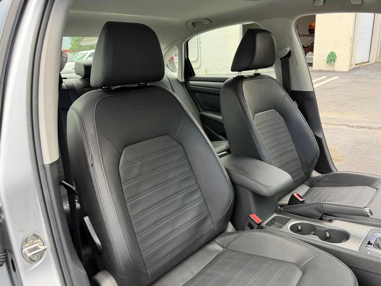 2015 Volkswagen Passat 1.8T SE   - Photo 21 - Ocoee, FL 34761