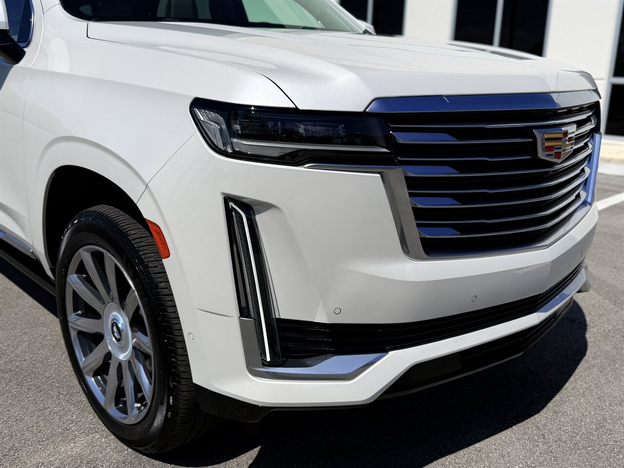 2021 Cadillac Escalade ESV Premium Luxury Platinum - Photo 29 - West Palm Beach, FL 33409