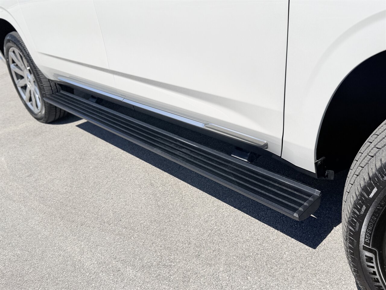 2021 Cadillac Escalade ESV Premium Luxury Platinum - Photo 34 - West Palm Beach, FL 33409