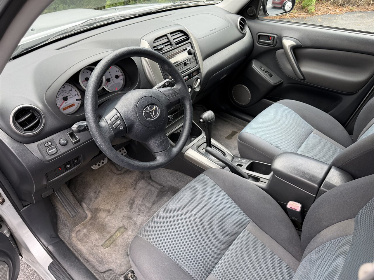 2005 Toyota RAV4   - Photo 23 - Ocoee, FL 34761