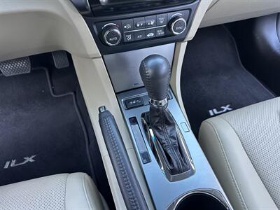 2013 Acura ILX 2.0L w/Tech - Photo 12 - Ocoee, FL 34761