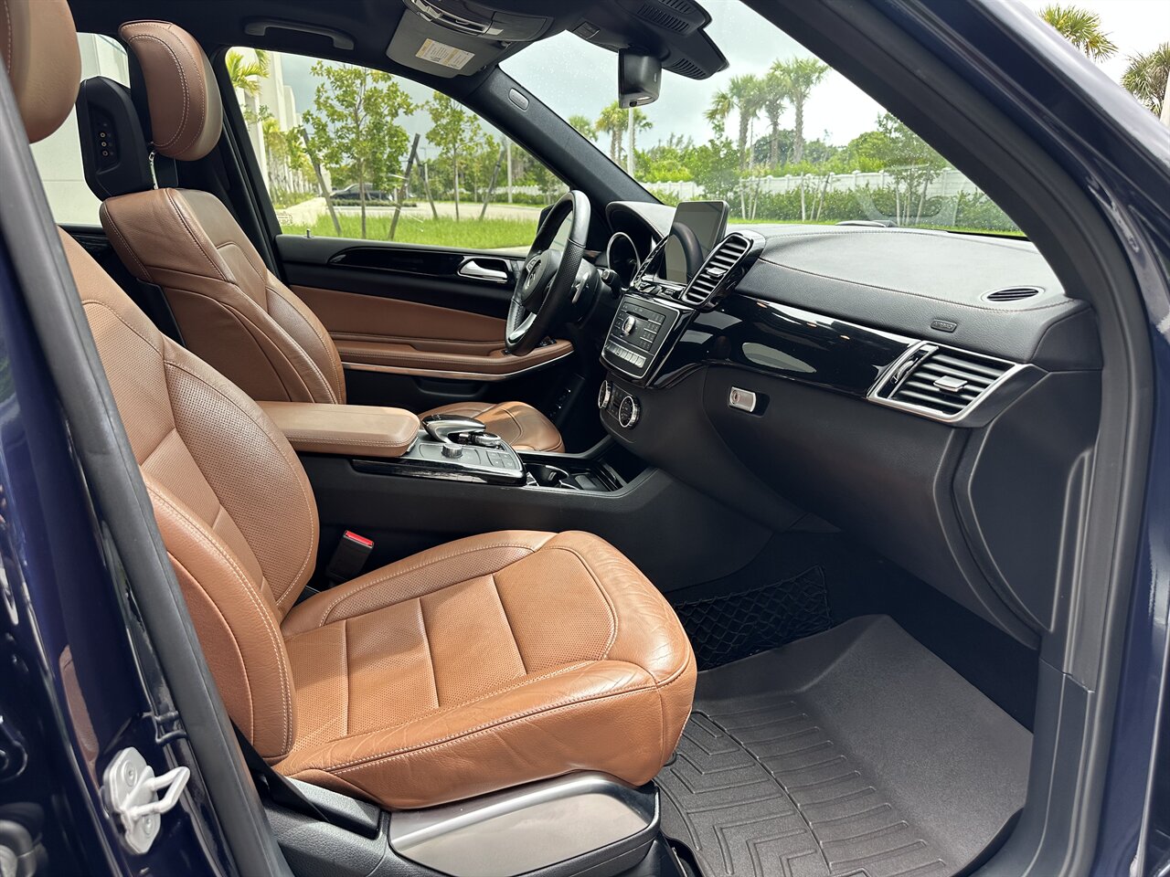 2017 Mercedes-Benz GLS GLS 550 - Photo 7 - West Palm Beach, FL 33409