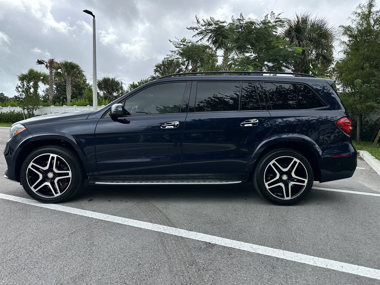2017 Mercedes-Benz GLS GLS 550 - Photo 2 - West Palm Beach, FL 33409