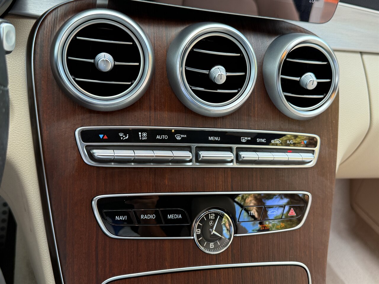 2019 Mercedes-Benz C 300   - Photo 15 - West Palm Beach, FL 33409