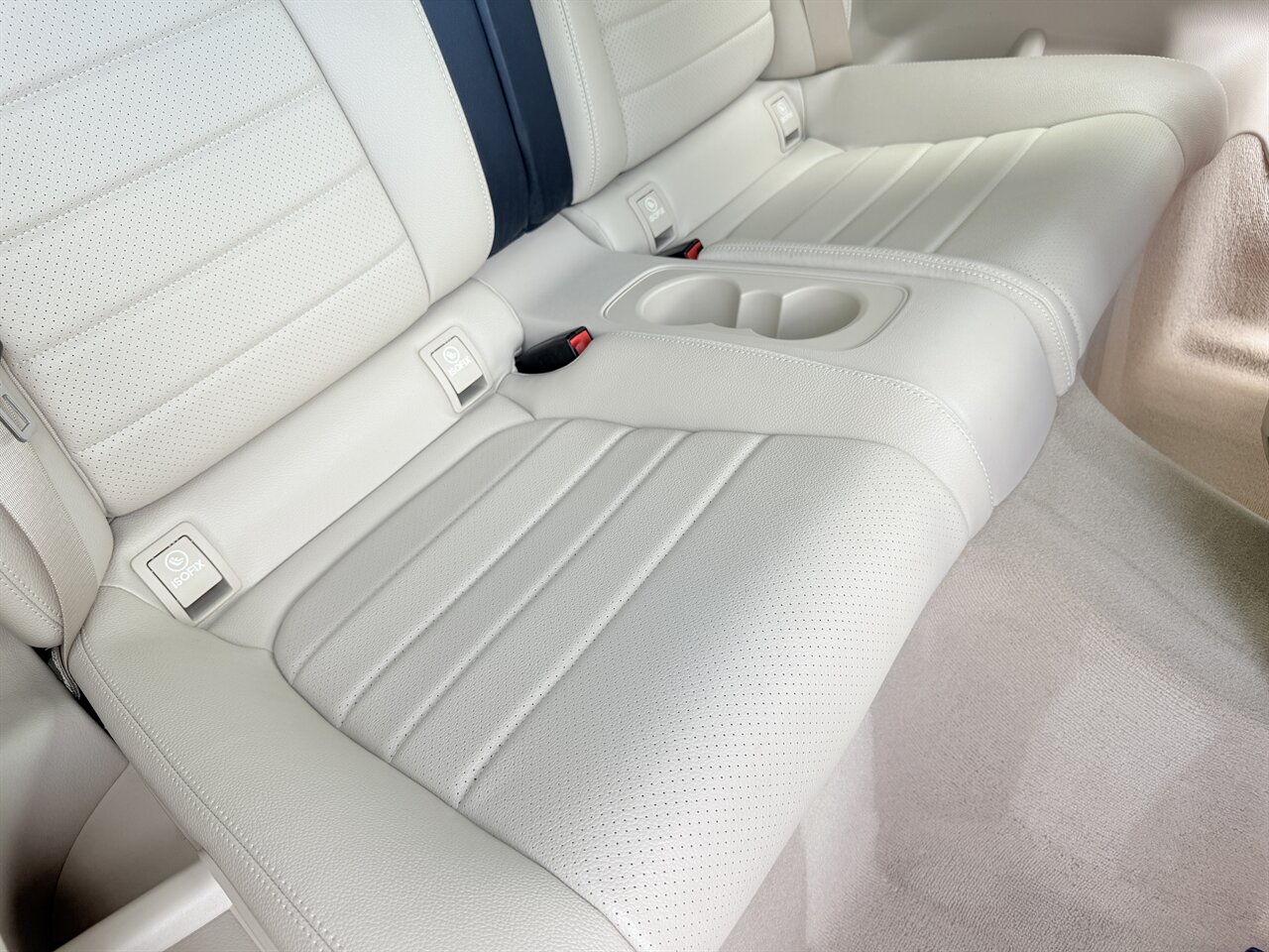 2019 Mercedes-Benz C 300   - Photo 22 - West Palm Beach, FL 33409