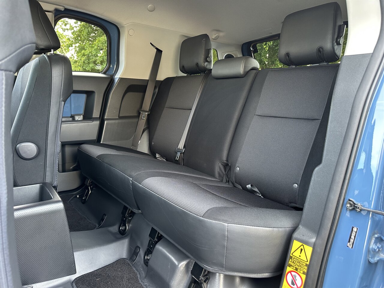 2013 Toyota FJ Cruiser   - Photo 15 - West Palm Beach, FL 33409