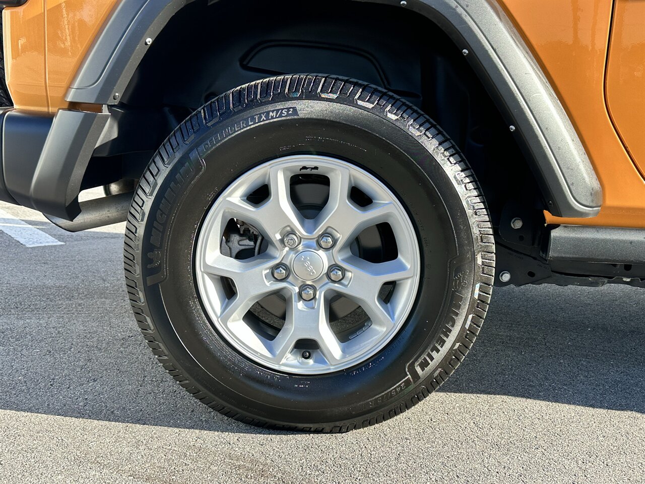 2021 Jeep Wrangler Sport   - Photo 11 - West Palm Beach, FL 33409