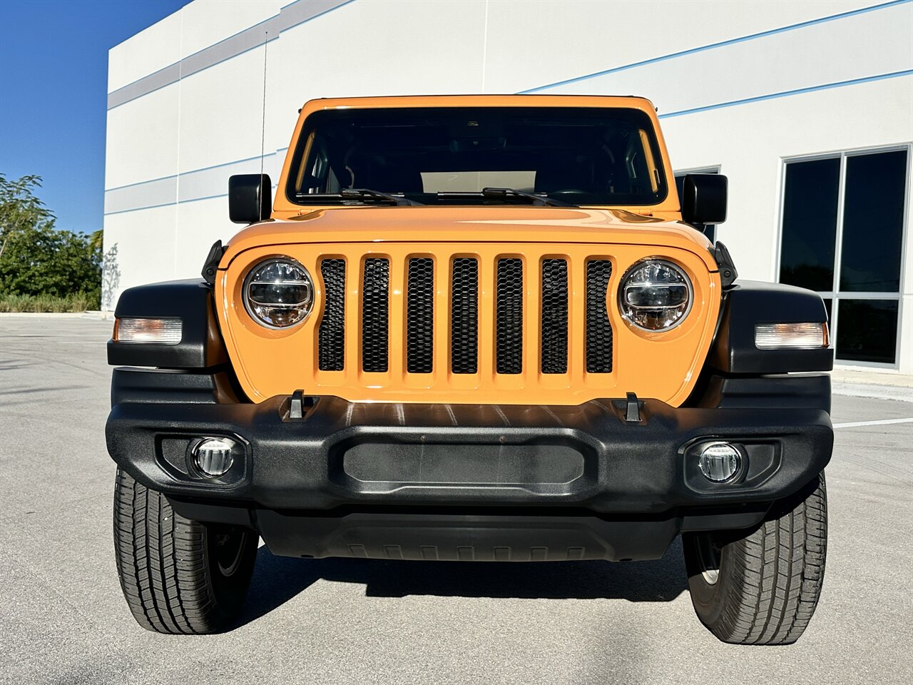 2021 Jeep Wrangler Sport   - Photo 10 - West Palm Beach, FL 33409