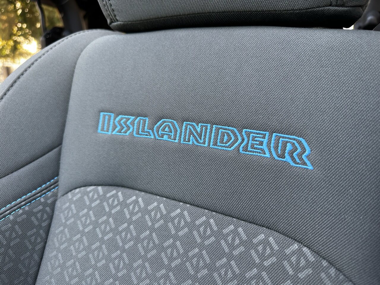 2021 Jeep Wrangler Sport   - Photo 6 - West Palm Beach, FL 33409