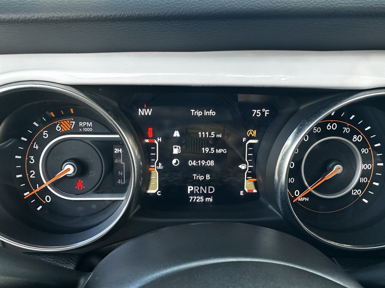 2021 Jeep Wrangler Sport   - Photo 8 - West Palm Beach, FL 33409