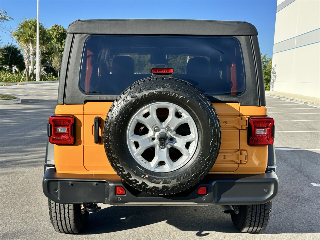 2021 Jeep Wrangler Sport   - Photo 25 - West Palm Beach, FL 33409