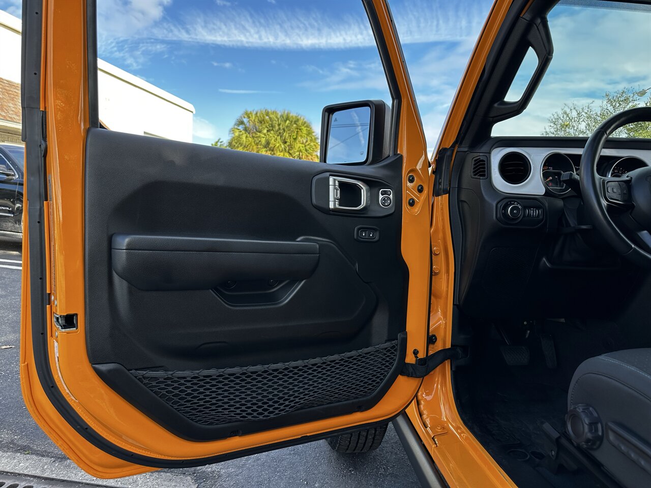 2021 Jeep Wrangler Sport   - Photo 44 - West Palm Beach, FL 33409