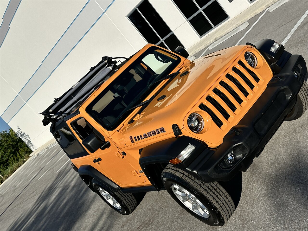2021 Jeep Wrangler Sport   - Photo 38 - West Palm Beach, FL 33409