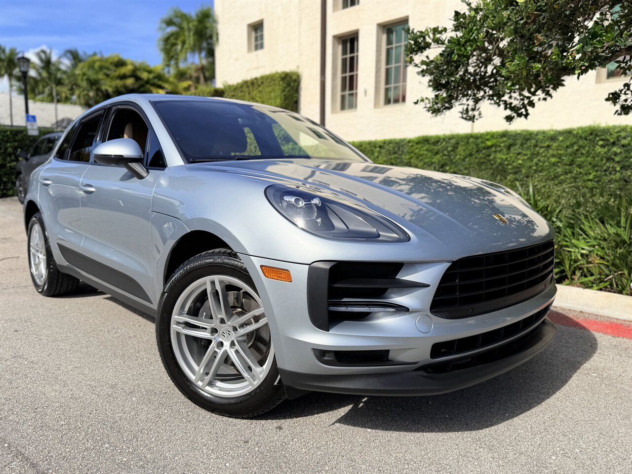 2020 Porsche Macan - Photo 1 - West Palm Beach, FL 33409