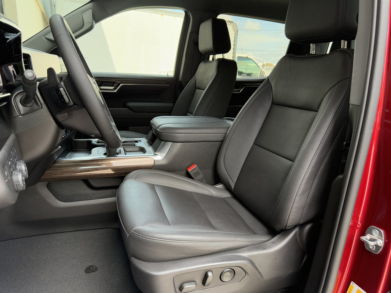 2023 Chevrolet Silverado 1500 RST   - Photo 12 - West Palm Beach, FL 33409