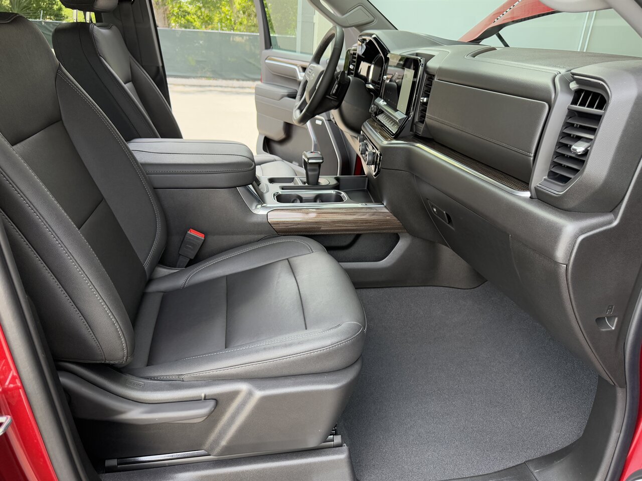 2023 Chevrolet Silverado 1500 RST   - Photo 13 - West Palm Beach, FL 33409