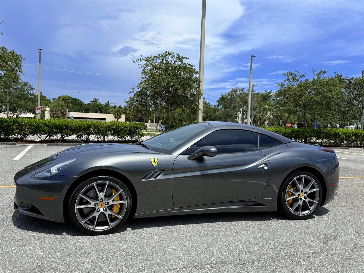 2010 Ferrari California   - Photo 14 - West Palm Beach, FL 33409
