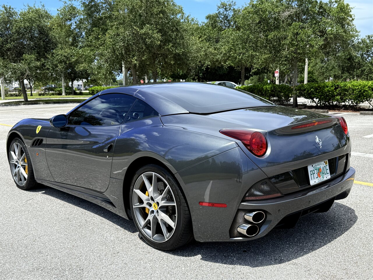 2010 Ferrari California   - Photo 15 - West Palm Beach, FL 33409