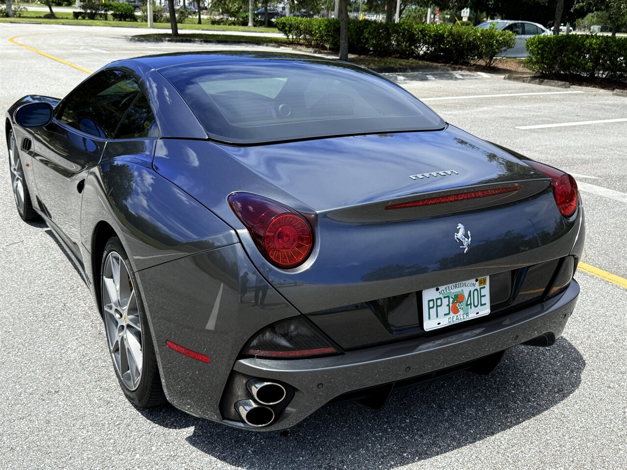 2010 Ferrari California   - Photo 20 - West Palm Beach, FL 33409