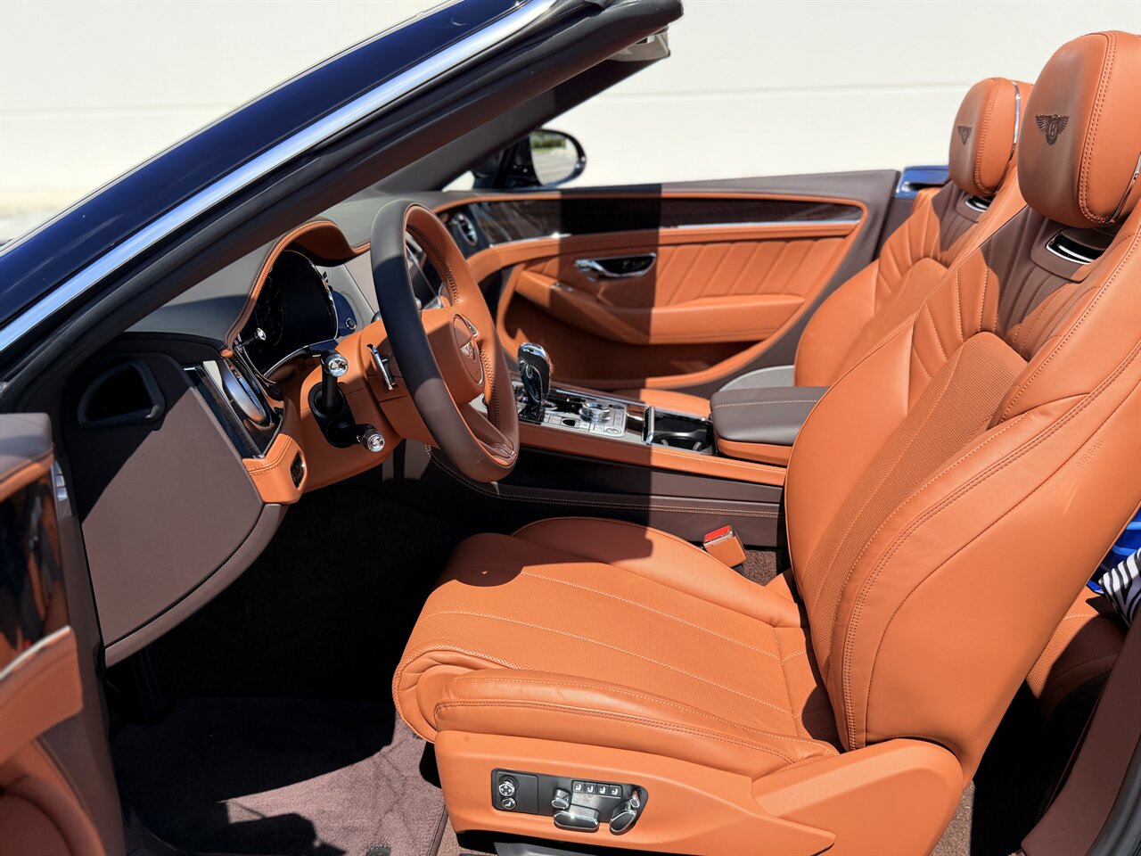 2024 Bentley Continental GTC Edition 8   - Photo 18 - West Palm Beach, FL 33409