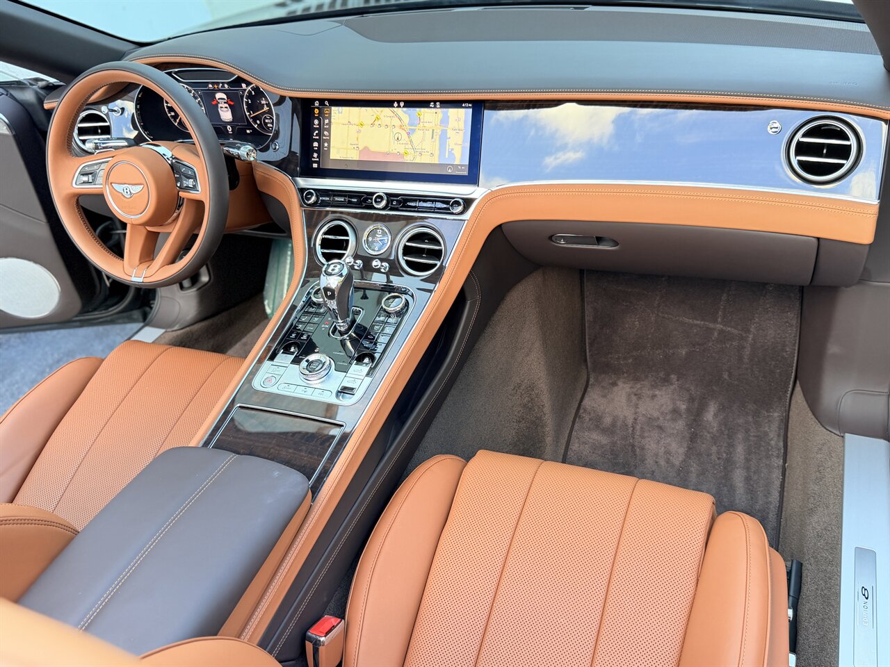 2024 Bentley Continental GTC Edition 8   - Photo 7 - West Palm Beach, FL 33409
