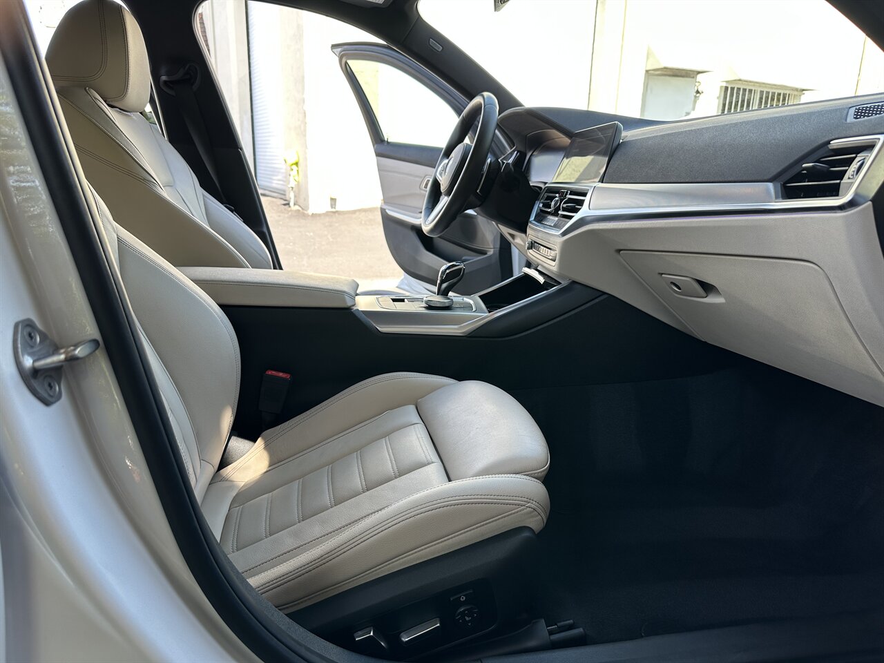 2019 BMW 3 Series 330i   - Photo 17 - West Palm Beach, FL 33409