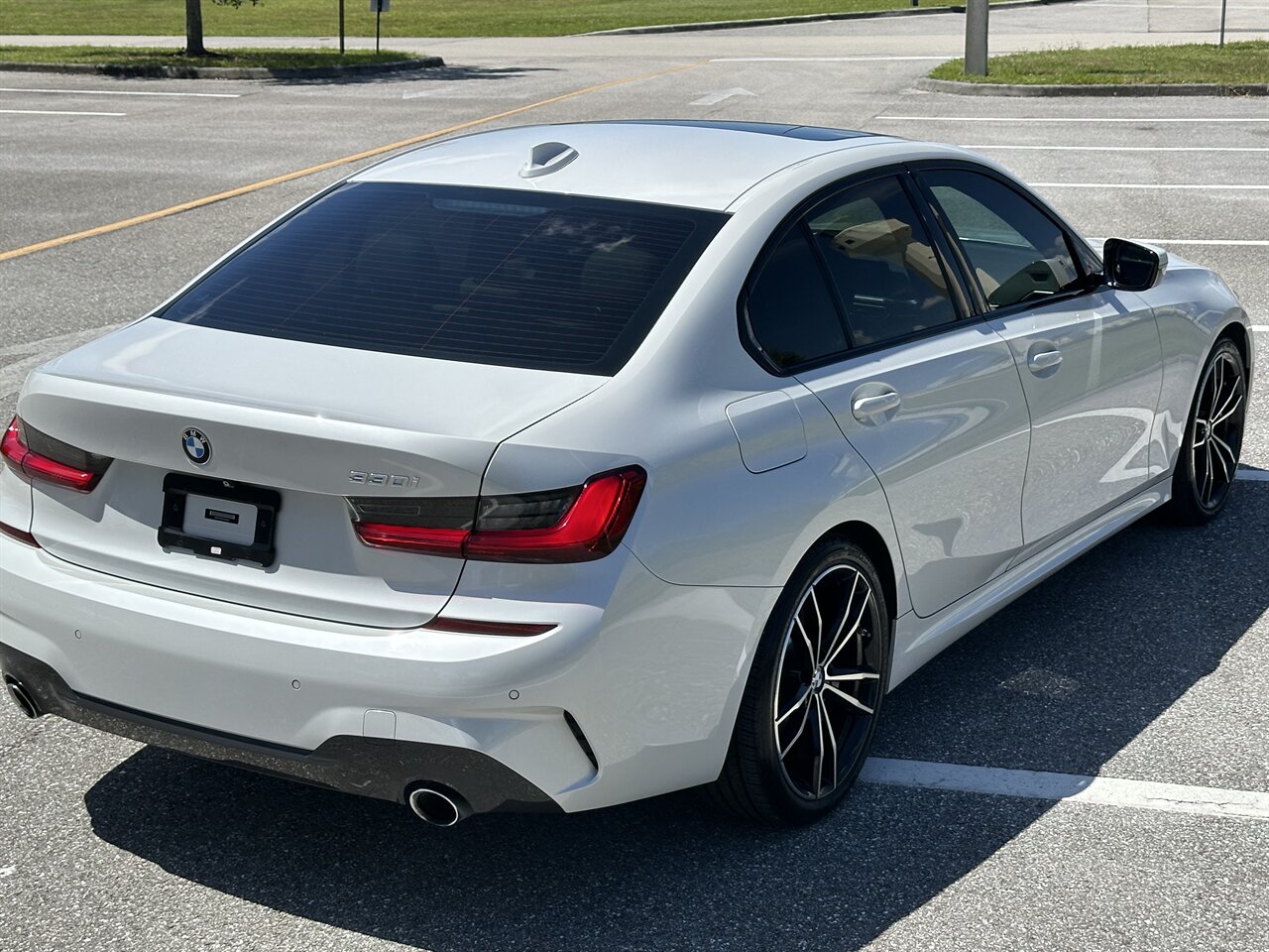 2019 BMW 3 Series 330i   - Photo 6 - West Palm Beach, FL 33409