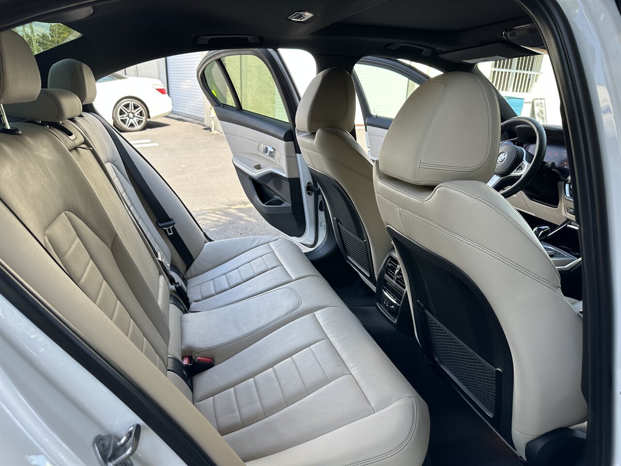 2019 BMW 3 Series 330i   - Photo 10 - West Palm Beach, FL 33409