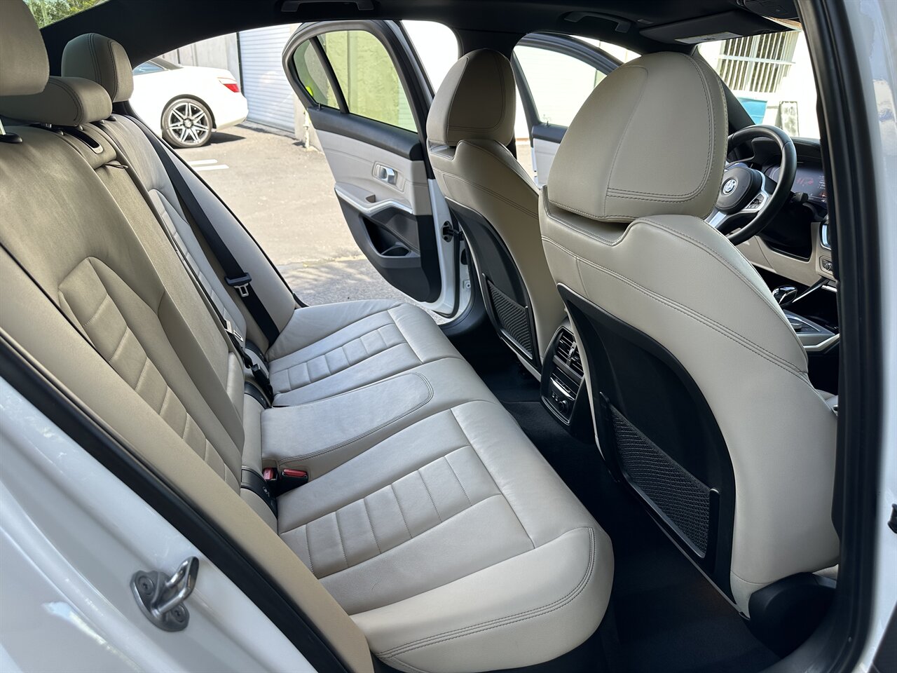 2019 BMW 3 Series 330i   - Photo 16 - West Palm Beach, FL 33409
