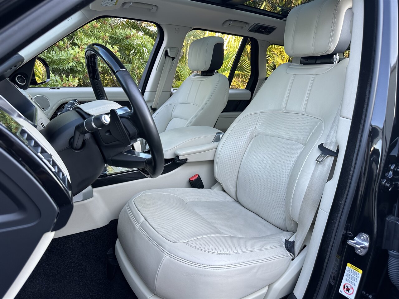 2018 Land Rover Range Rover HSE   - Photo 9 - West Palm Beach, FL 33409