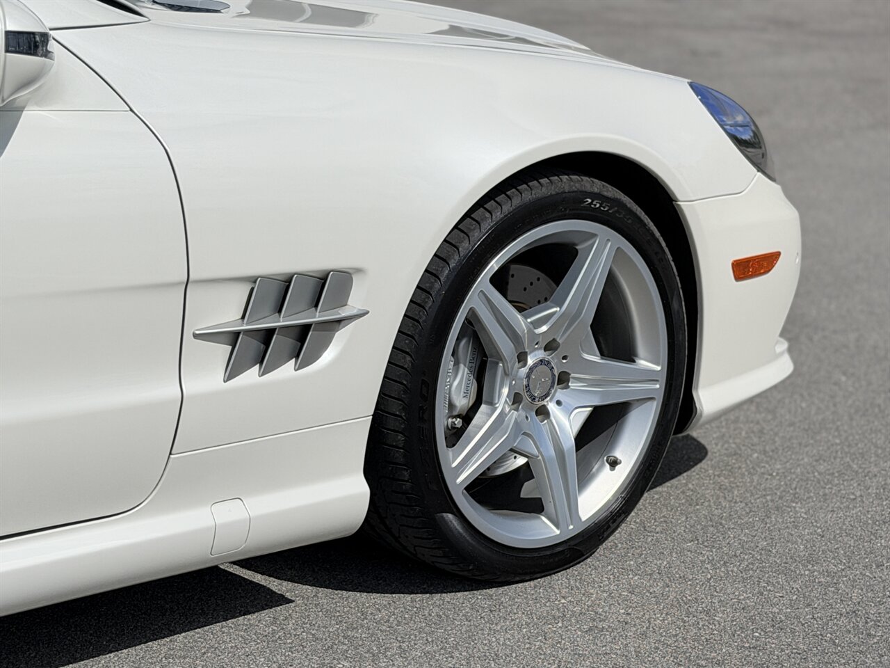 2011 Mercedes-Benz SL 550 - Photo 18 - West Palm Beach, FL 33409