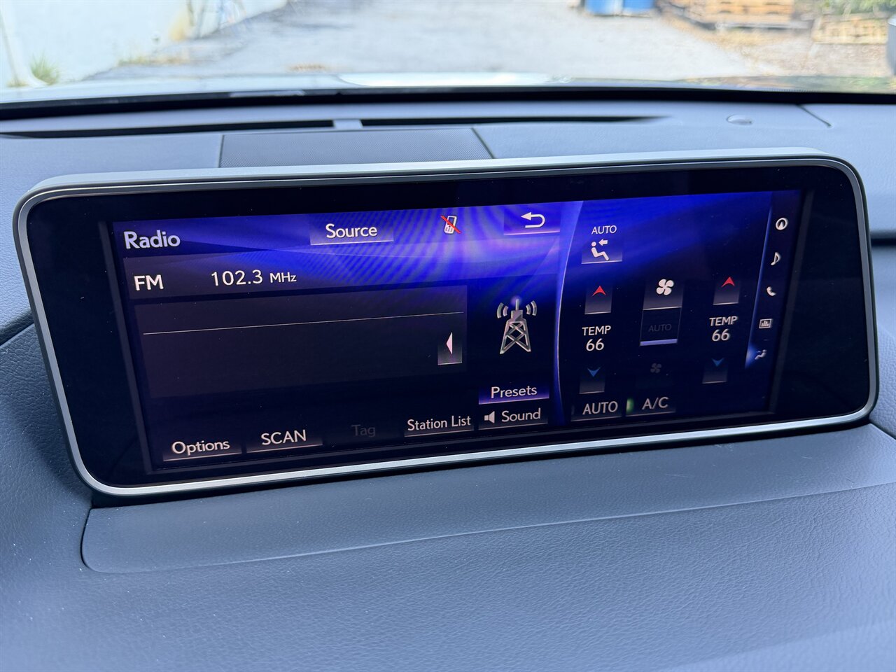 2019 Lexus RX 450h F SPORT   - Photo 14 - West Palm Beach, FL 33409