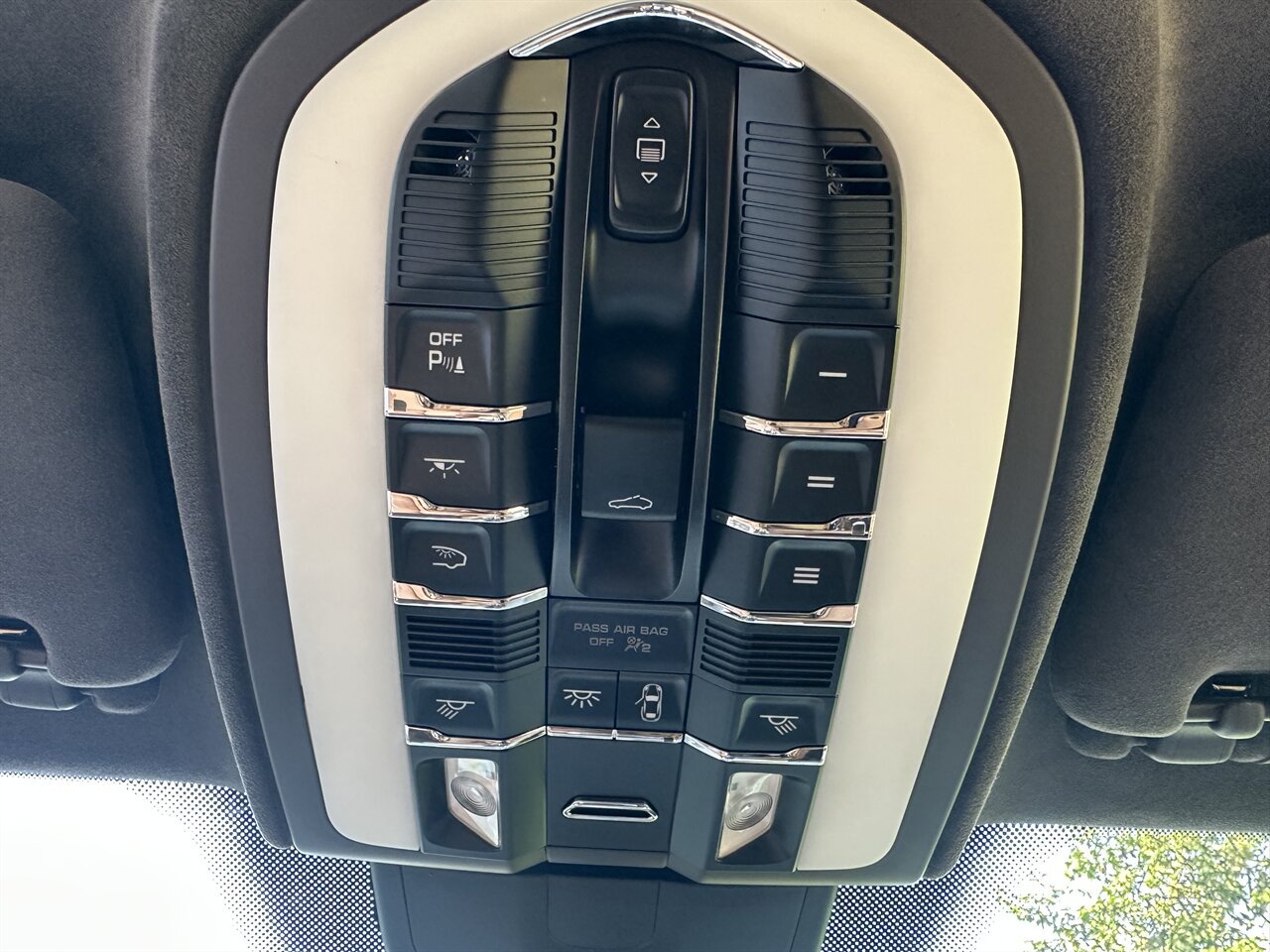 2014 Porsche Cayenne Turbo S - Photo 46 - West Palm Beach, FL 33409