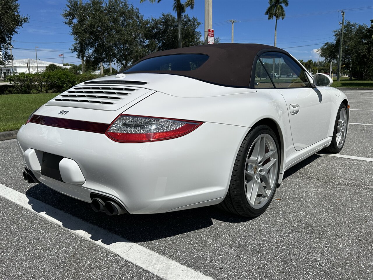 2011 Porsche 911 Carrera 4S Cabriolet   - Photo 5 - West Palm Beach, FL 33409