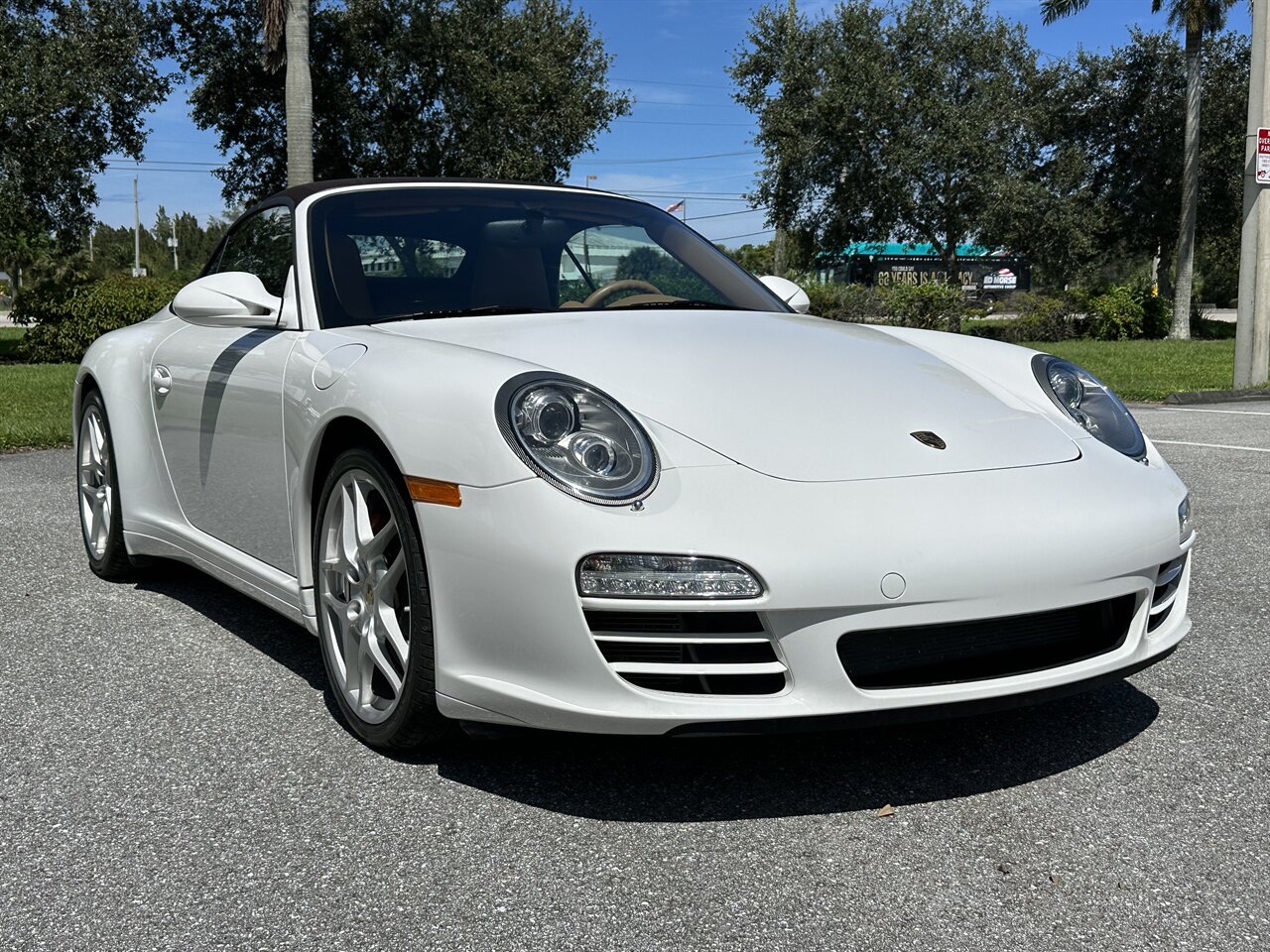 2011 Porsche 911 Carrera 4S Cabriolet   - Photo 2 - West Palm Beach, FL 33409