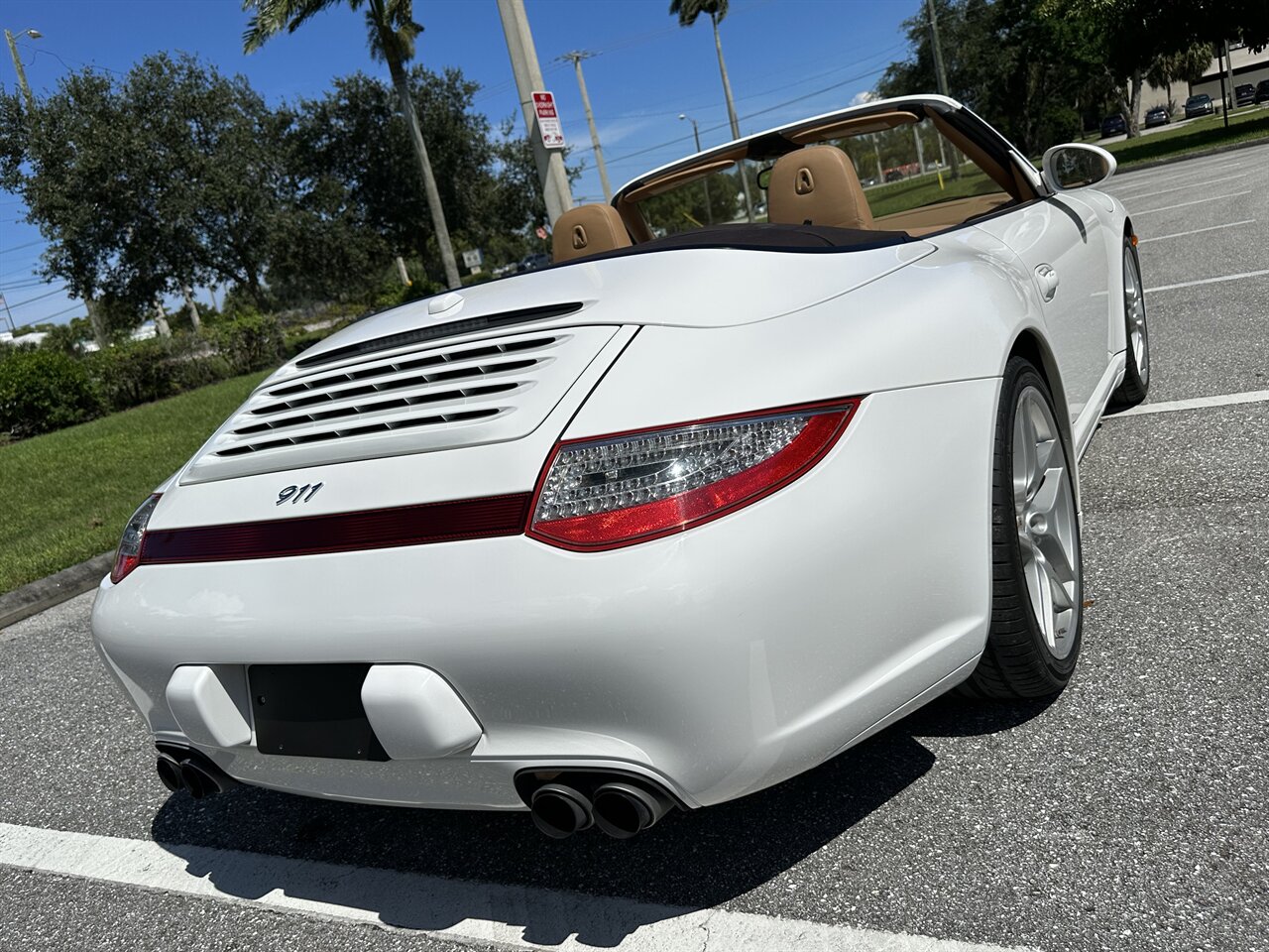 2011 Porsche 911 Carrera 4S Cabriolet   - Photo 19 - West Palm Beach, FL 33409