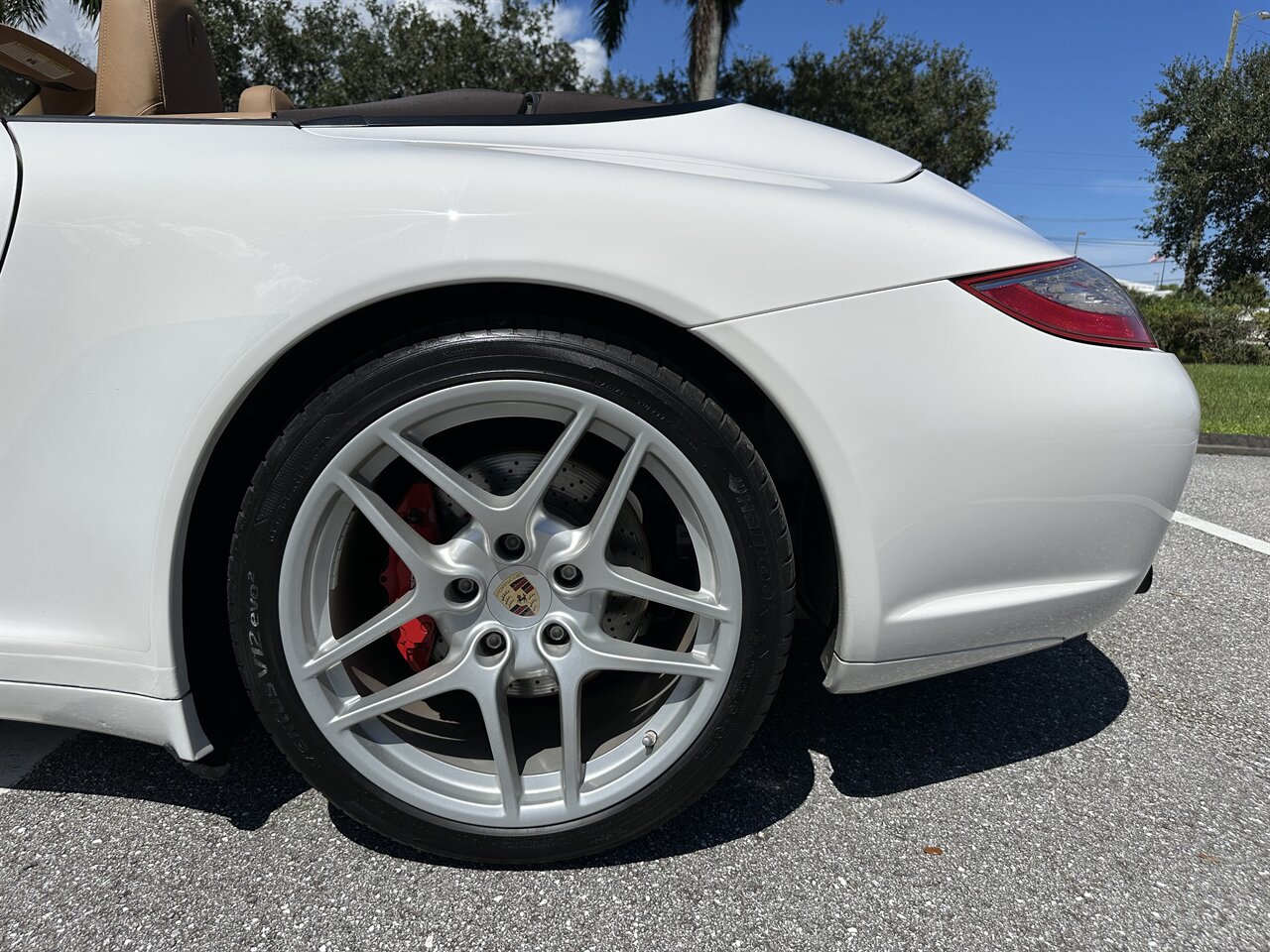2011 Porsche 911 Carrera 4S Cabriolet   - Photo 40 - West Palm Beach, FL 33409