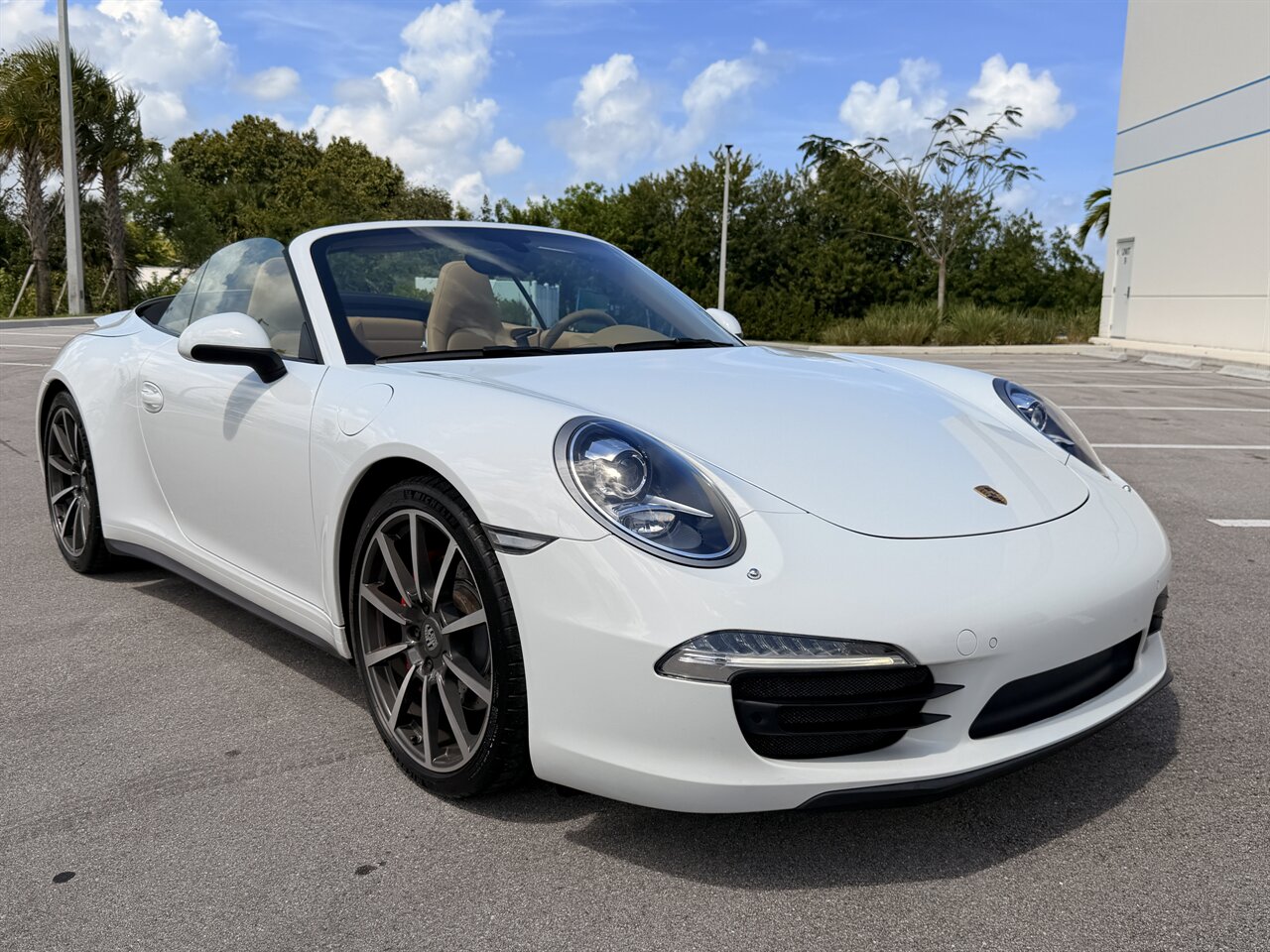2013 Porsche 911 Carrera 4S Cabriolet   - Photo 2 - West Palm Beach, FL 33409