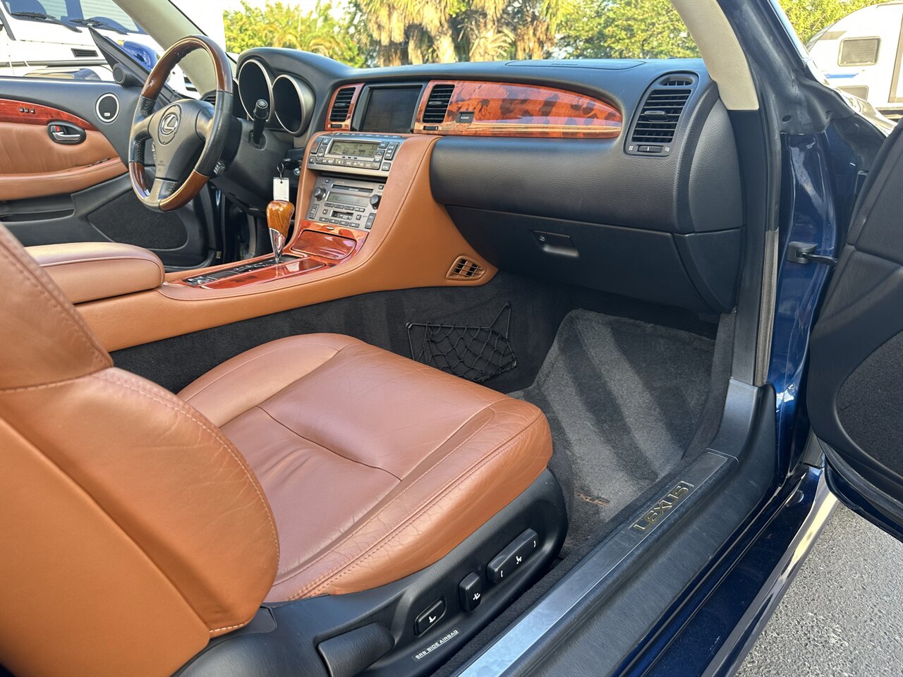 2003 Lexus SC 430   - Photo 7 - West Palm Beach, FL 33409