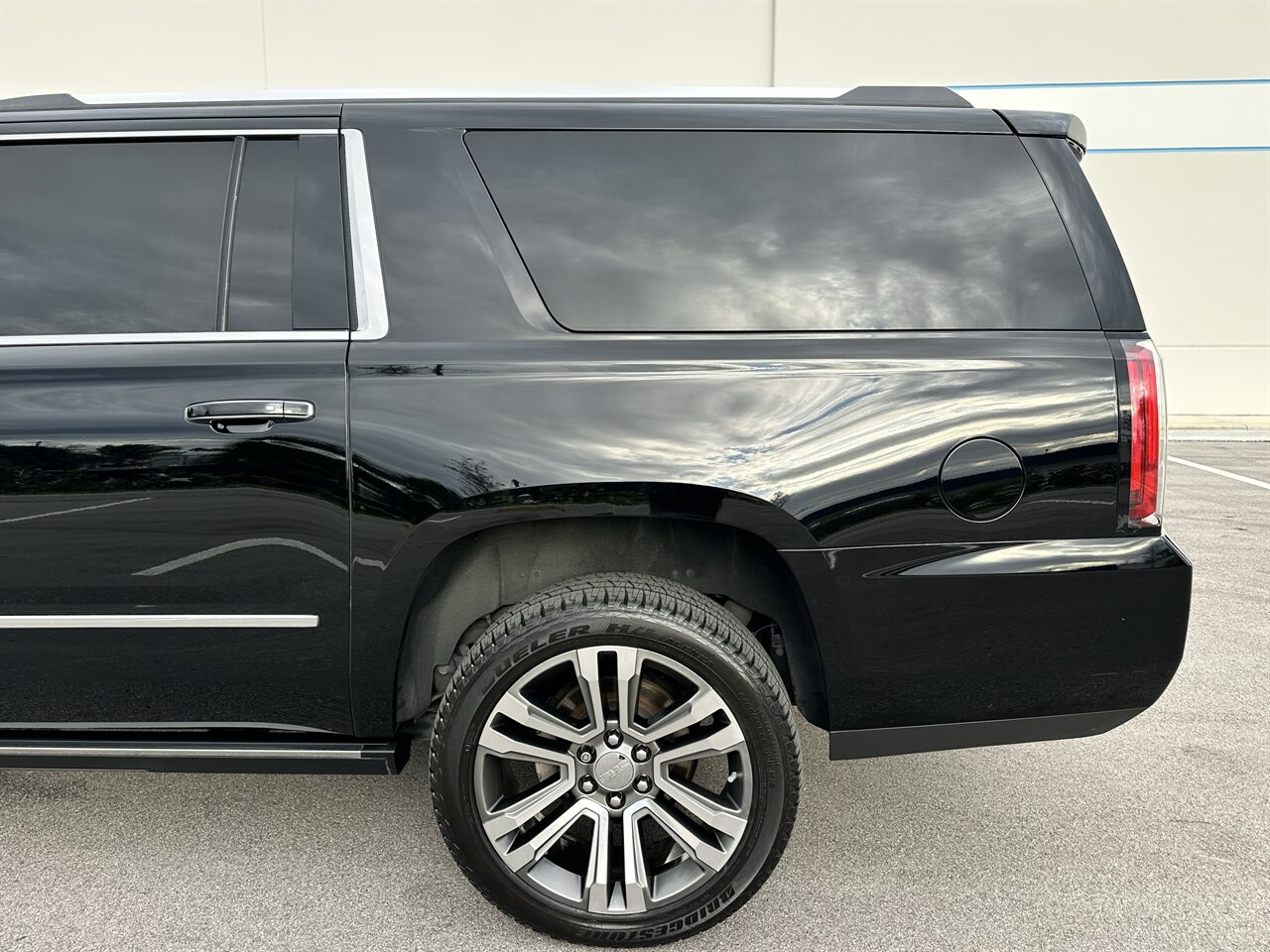 2019 GMC Yukon XL Denali   - Photo 33 - West Palm Beach, FL 33409