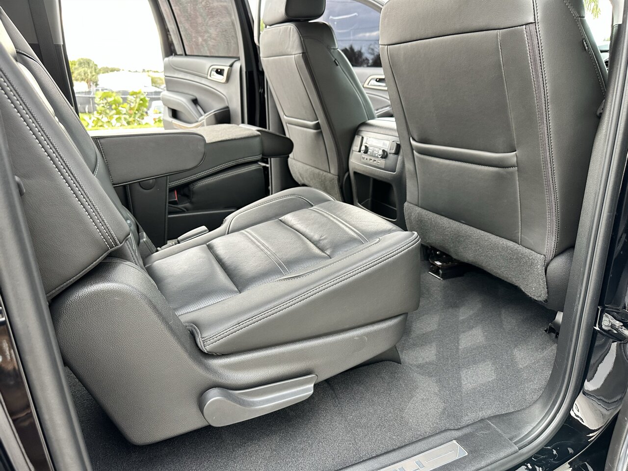 2019 GMC Yukon XL Denali   - Photo 18 - West Palm Beach, FL 33409