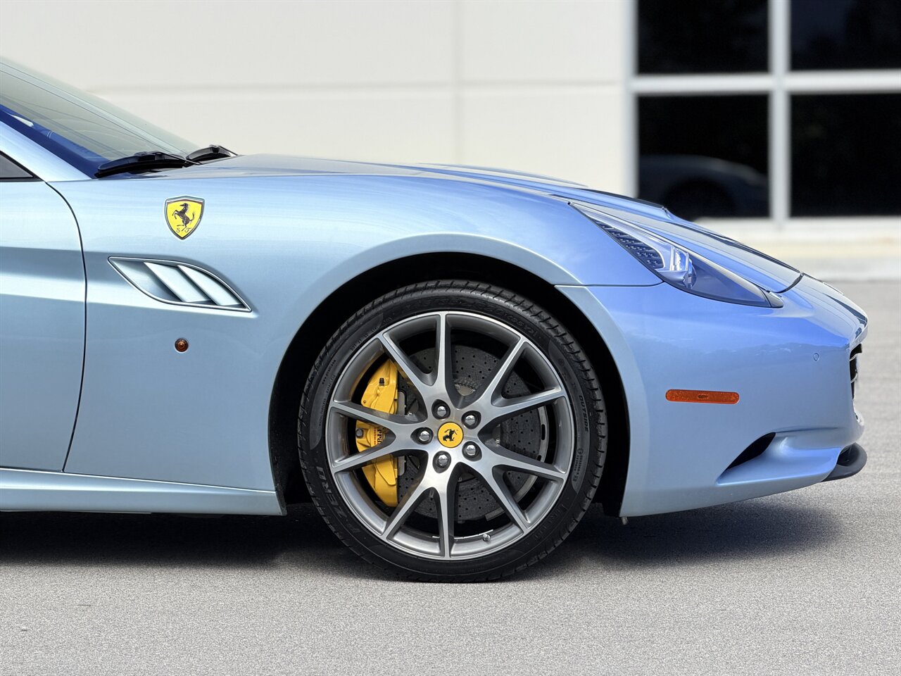 2013 Ferrari California   - Photo 27 - West Palm Beach, FL 33409