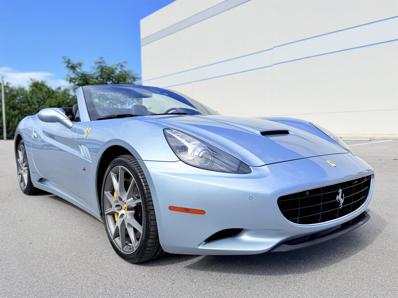 2013 Ferrari California   - Photo 37 - West Palm Beach, FL 33409