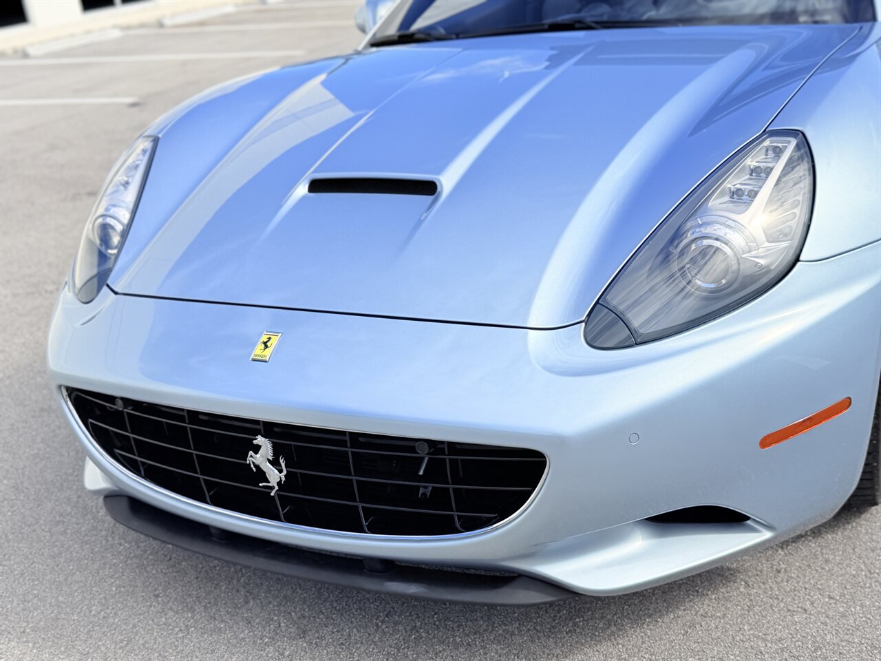 2013 Ferrari California   - Photo 34 - West Palm Beach, FL 33409