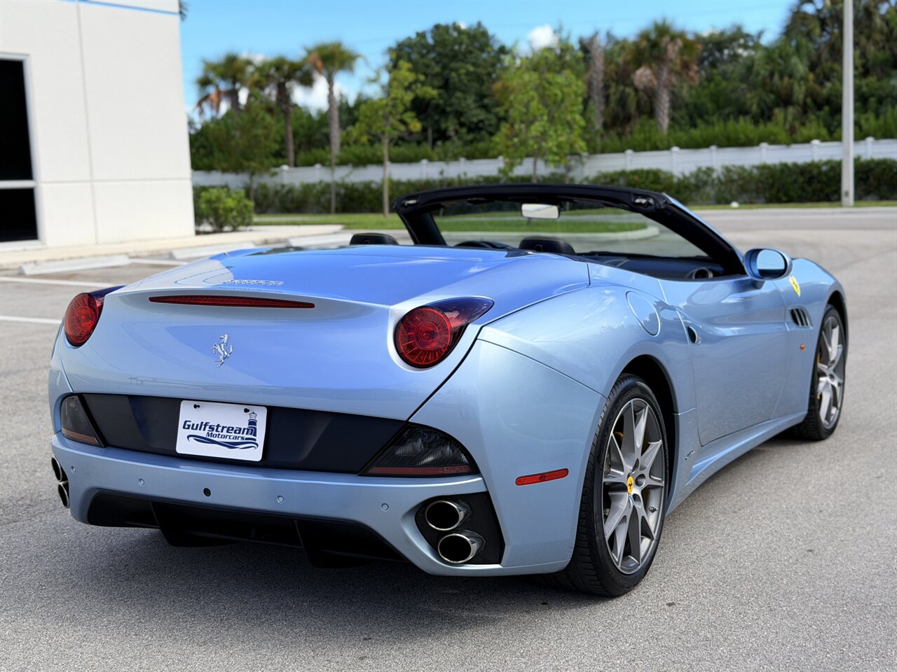 2013 Ferrari California   - Photo 4 - West Palm Beach, FL 33409