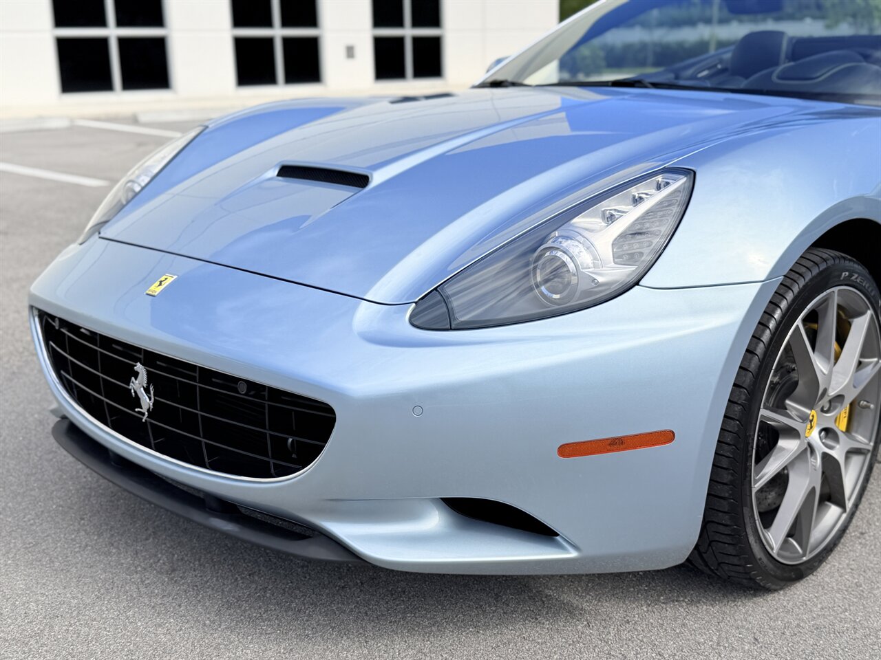 2013 Ferrari California   - Photo 24 - West Palm Beach, FL 33409