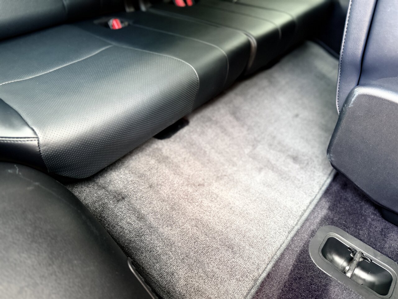 2015 Lexus LX 570   - Photo 29 - West Palm Beach, FL 33409