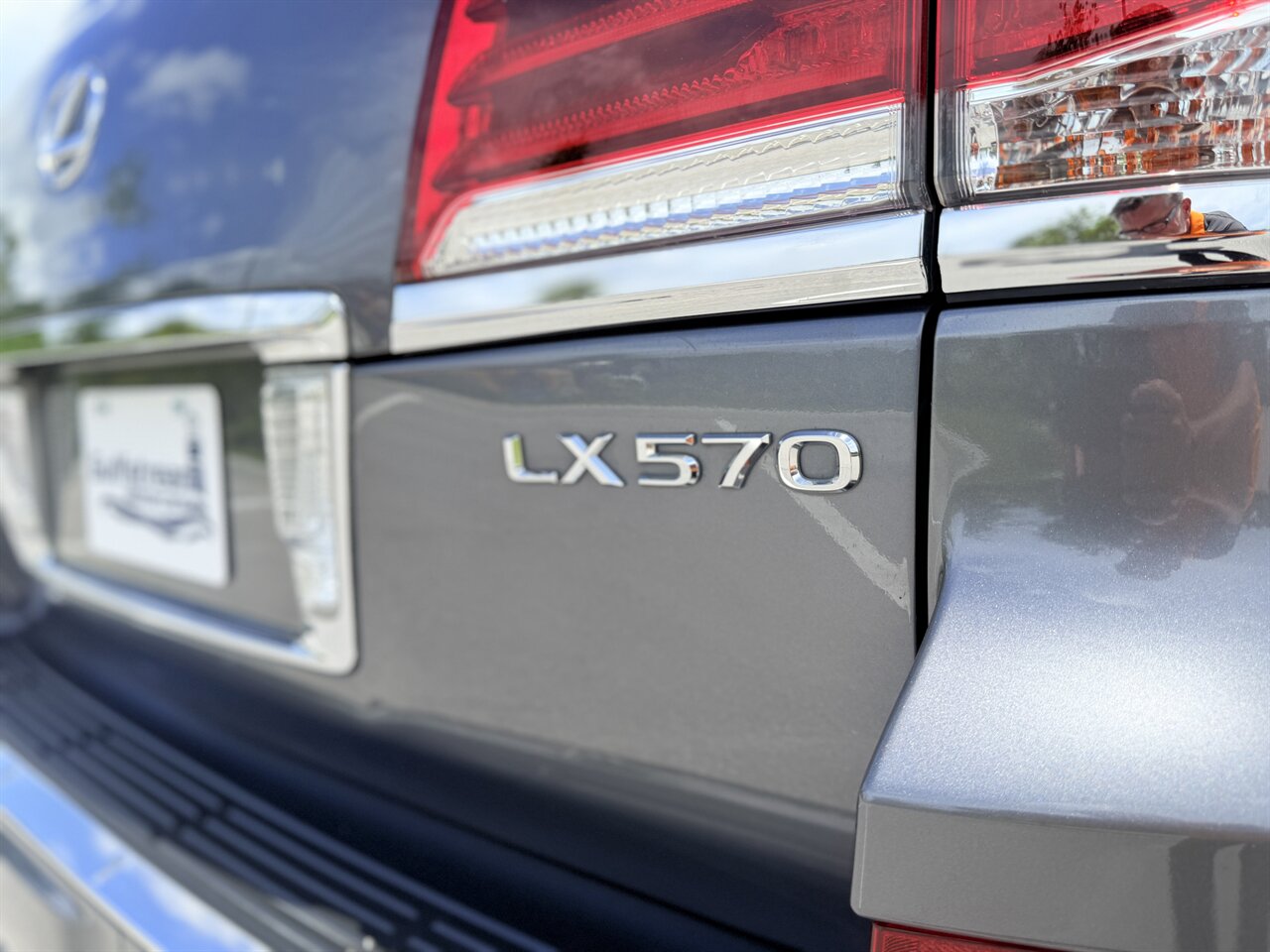 2015 Lexus LX 570   - Photo 50 - West Palm Beach, FL 33409