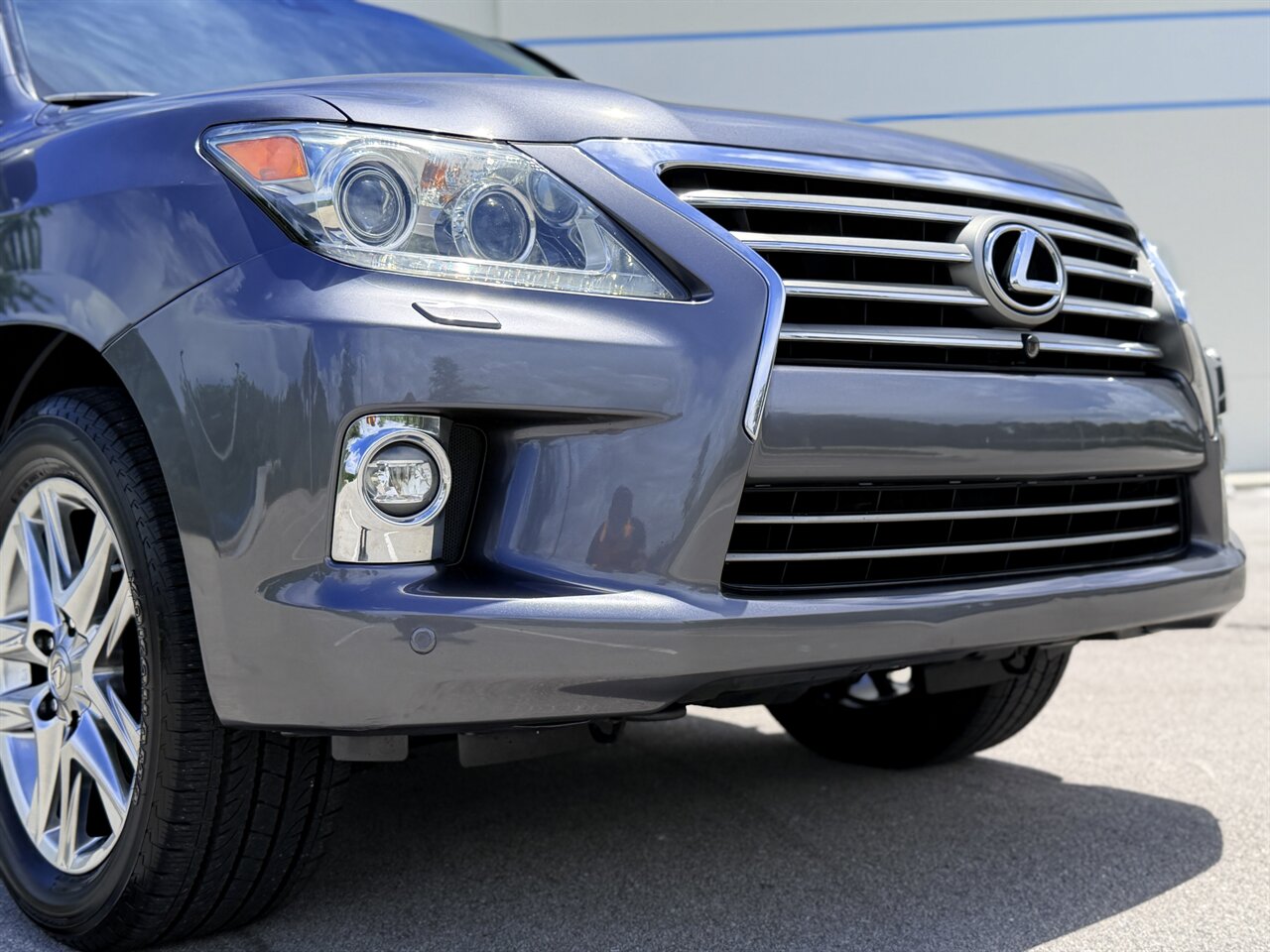 2015 Lexus LX 570   - Photo 37 - West Palm Beach, FL 33409